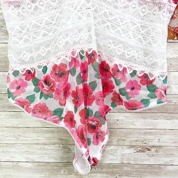 BACI Queen Plus White Mesh Pink Floral and Lace Tie-Up Teddy Lingerie NWT - Picture 4 of 11
